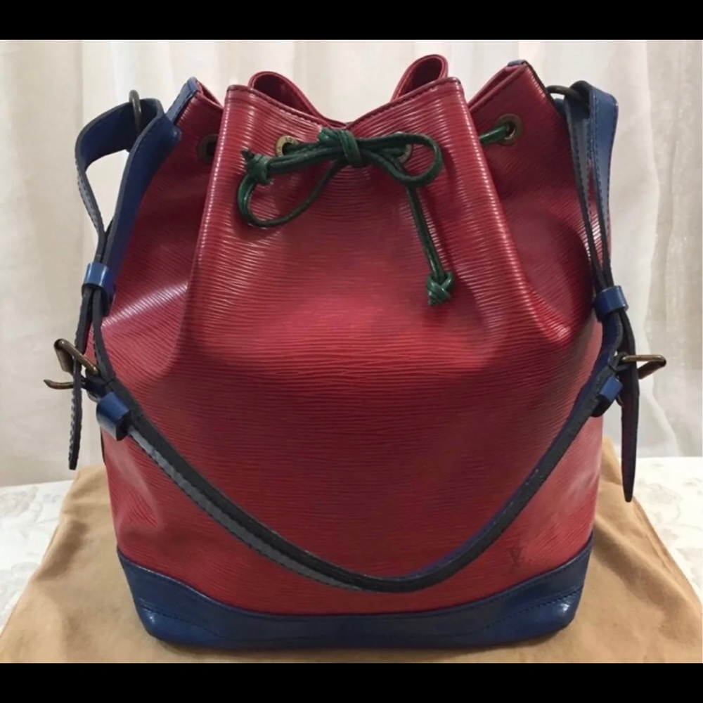Authentic Louis  Vuitton EPI Tri-Color Noe Bucket Bag.